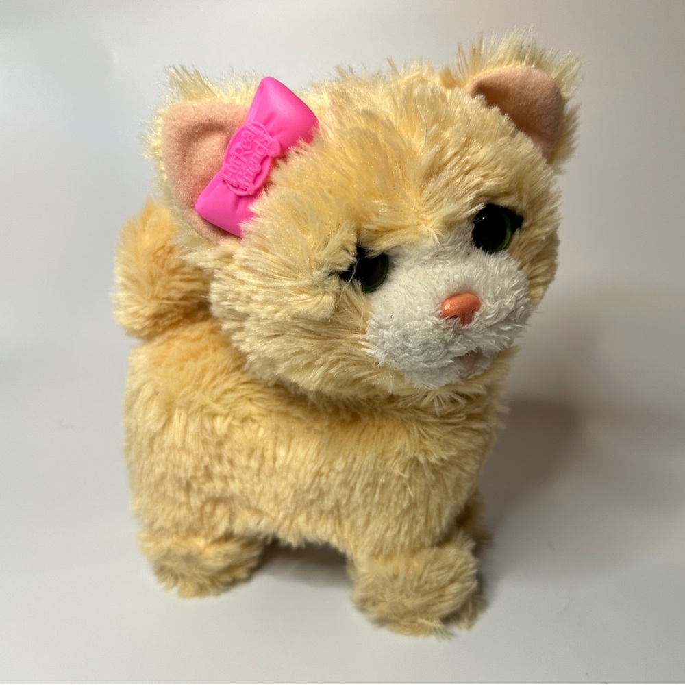 FurReal Friends My Bouncing Kitty Interactive Cat Toy Meow Spin Bounce